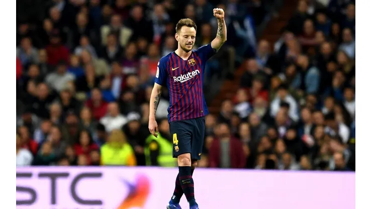 Ivan Rakitic defendiendo los colores de Barcelona.