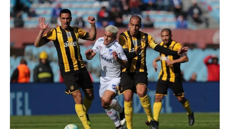Nacional vs. Peñarol