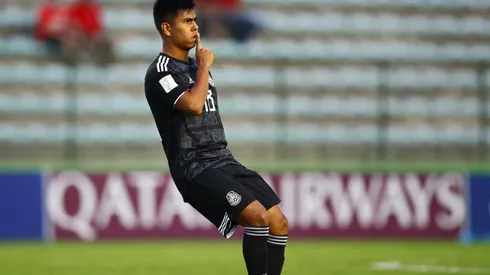 Efraín Álvarez fue defendido por el Potro Gutiérrez después de algunas críticas recibidas.