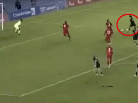 Raúl Jiménez definió con clase y México ya le gana a Panamá