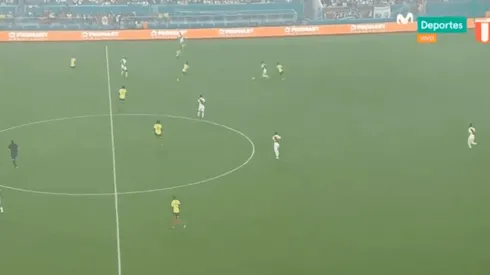 Corzo viene jugando de lateral derecho y Advíncula de volante.