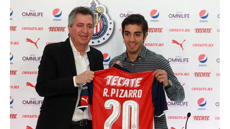 Hasta Rodolfo Pizarro despidió a Jorge Vergara