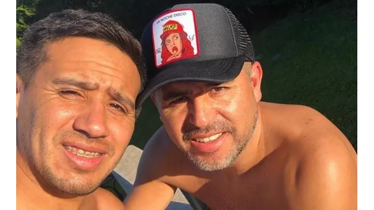 El hermano de Riquelme contó que decisión va a tomar Román