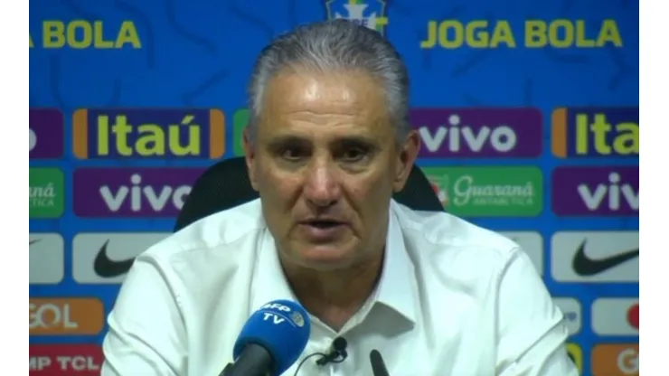 Tité en conferencia de prensa.