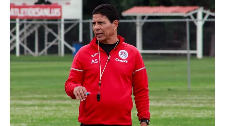 Alfonso Sosa asoma como nuevo entrenador de Necaxa