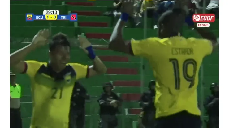 Estrada se escapó en velocidad, pasó hacia atrás y Alan Franco puso el 1-0