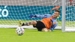 Brian Lozano fue ¡portero! en el entrenamiento de Uruguay