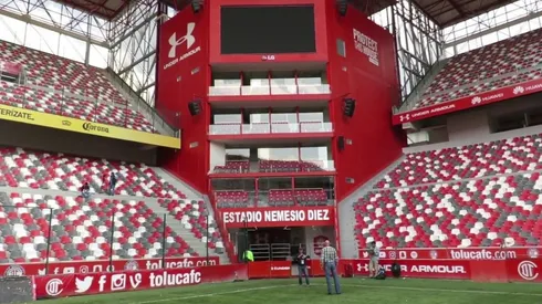 El Estadio Nemesio Diez es uno de los más atractivos del país.