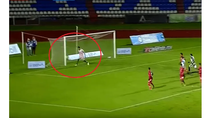 Insólito autogol del portero de Mineros de Zacatecas contra Atlante