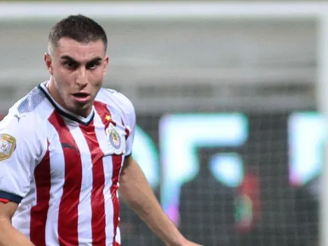 Se pasó a todos: la estupenda jugada de Mayorga en el entrenamiento de Chivas