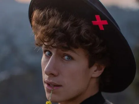 Muy cruel: Juanpa Zurita le preguntó a sus seguidores a quién les gustaría que lance de un avión