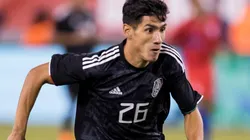 Uriel Antuna con la jersey del Tri