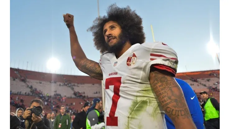 El regreso de Kaepernick: el mariscal de campo hizo un sorprendente anuncio.