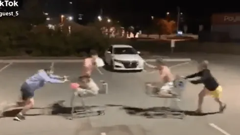 Video viral: agarraron dos carritos, un par de leches y el choque fue diabólico