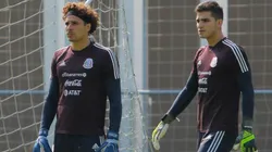Los porteros de la Selección sufrieron muchos tantos en la Liga MX y no se los perdona.