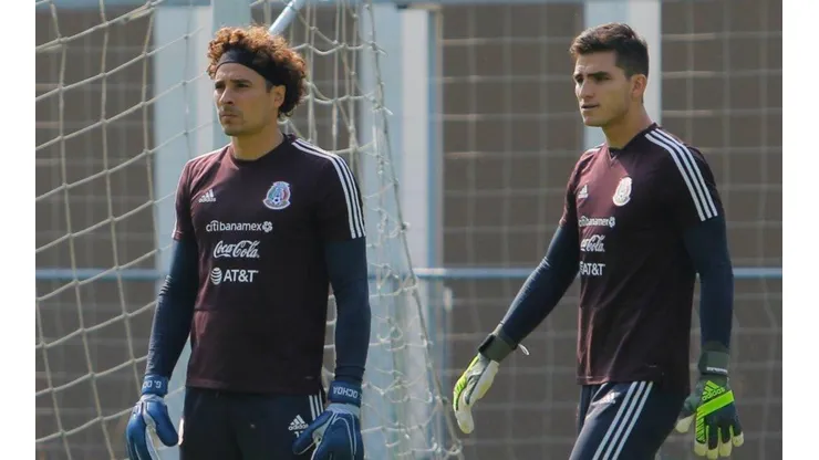 Los porteros de la Selección sufrieron muchos tantos en la Liga MX y no se los perdona.