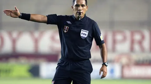 Diego Haro es juez FIFA.