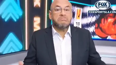 Arévalo es panelista en Fox Sports Radio Perú.