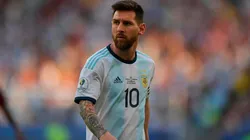 Le queda pintada: Messi posó con la nueva camiseta suplente de la Selección Argentina