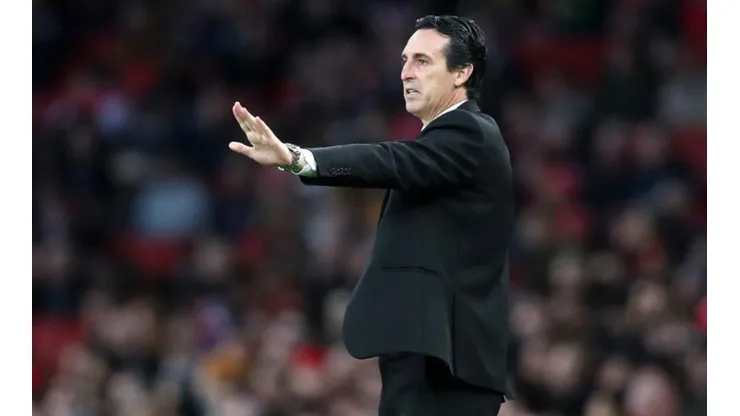 El Arsenal ya piensa un reemplazante para Emery y contactaron a un ex-Barcelona