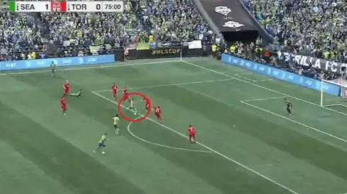 El golazo de Víctor Rodríguez para liquidar el partido.