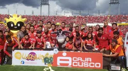 Cienciano ganó la Recopa en el 2004.