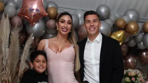 Mateus Uribe en la fiesta de cumpleaños de su esposa, Cindy Álvarez.
