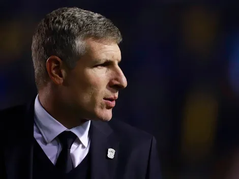 Martín Palermo se fue muy enojado y liquidó a la terna arbitral