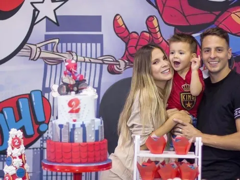 Nos derretimos de ternura: la primera foto de Santi Arias con su segundo nené, Lucca