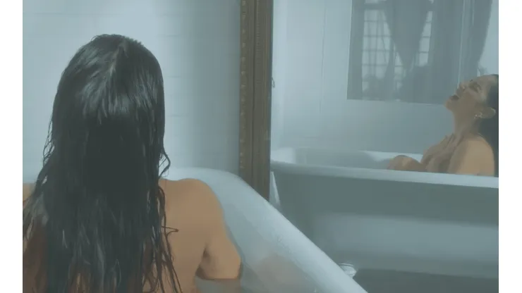 Paola Jara, muy ligera de ropa, estrenó el video de su nueva canción: 'Salud por él'