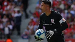 Talavera explicó el secreto para sus "guantes de esqueleto"