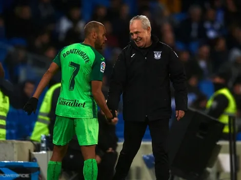 Javier Aguirre debutó con una igualdad ante el puntero y la afición se lo reconoció de gran manera