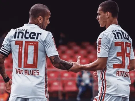 Dani Alves se la pudrió toda a Telemundo Deportes: "¿Qué dices? ¡No jodas!"