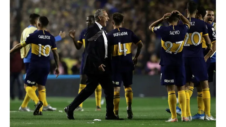 Alfaro le cumplió el sueño a los hinchas de Boca y borró a un titular