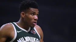 A Giannis Antetokounmpo le hablaron de descansar como Kawhi y su respuesta lo dijo todo