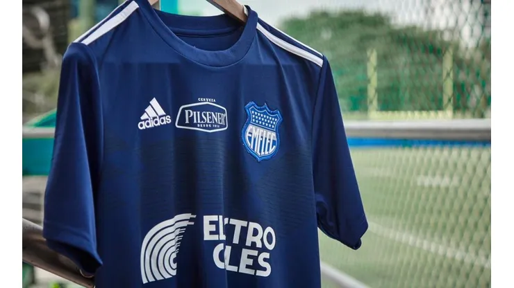 La nueva camiseta del elenco Eléctrico.