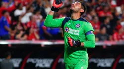 El motivo por el cual Jesús Corona renovaría en Cruz Azul a sus 38 años