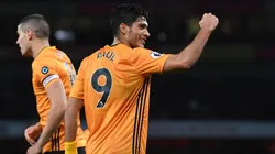 Wolverhampton felicitó a Raúl Jiménez por llegar a 100 goles a nivel clubes