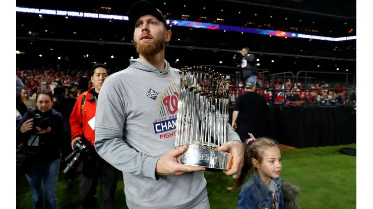 Otro equipo se mete de lleno en la pelea por firmar a Stephen Strasburg