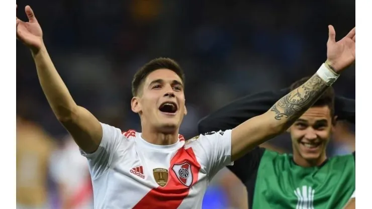 Explotaron los hinchas: River subió foto de Martínez Quarta con lentes y la nueva camiseta