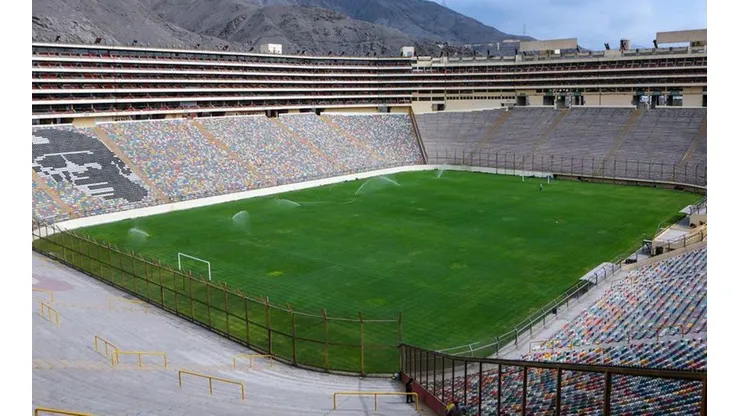 El estadio Monumental es uno de los más grandes de la Región.