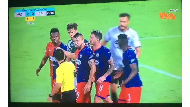 Video: Dinneno calentó a Cadavid en la final de Copa, ¿le dijo "traqueto"?