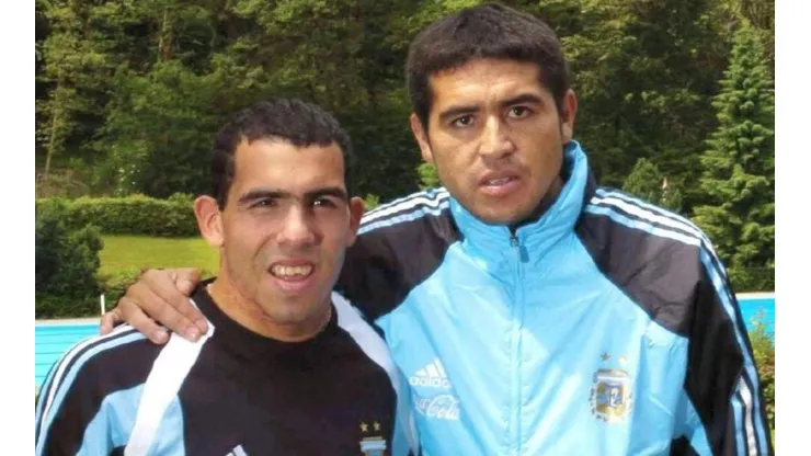 A Riquelme no le gustó que le pregunten sobre Tevez: "Soy hincha de mi club y no puedo opinar"