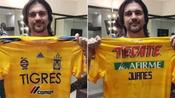 Juanes posa con la jersey de Tigres