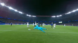 ¡Una bestia! La doble atajada de Keylor Navas para salvar al PSG
