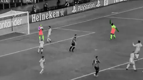 Video: Mendy le pidió que se tire para hacer tiempo y a Walker no le importó nada