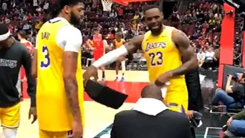 Un fanático quiso insultar a LeBron, pero el Rey lo humilló con una respuesta mega picante