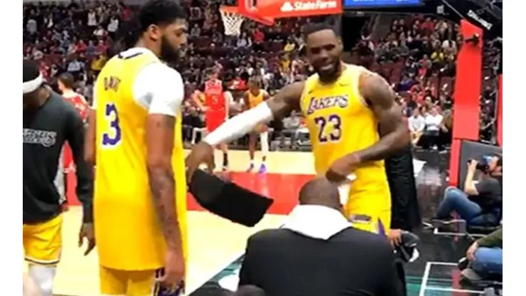 Un fanático quiso insultar a LeBron, pero el Rey lo humilló con una respuesta mega picante