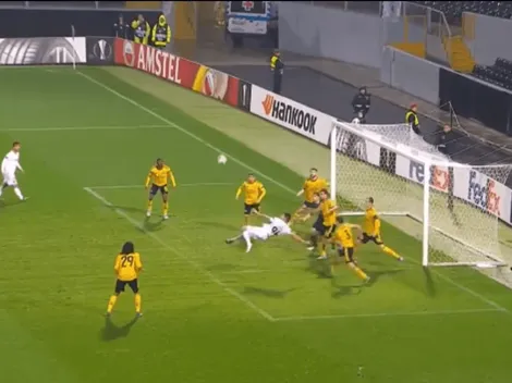 Bad evening: al Arsenal le empataron de chilena en la última jugada