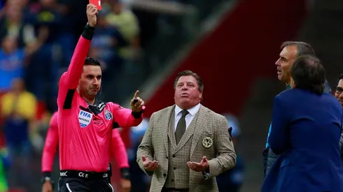 Expulsión de Piojo Herrera